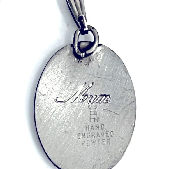 American Vintage PEWTER EARRINGS & PENDANT 3-pc Set Floral Mum Hand Engraved - Picture 4 of 4